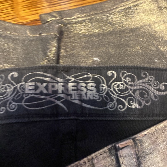 Deal ‼️ - Picture 3 of 5